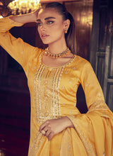 Load image into Gallery viewer, Elegant Yellow Embroidered Straight Pant Suit